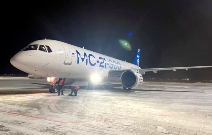 МС-21 с новыми российскими системами совершил первый полет