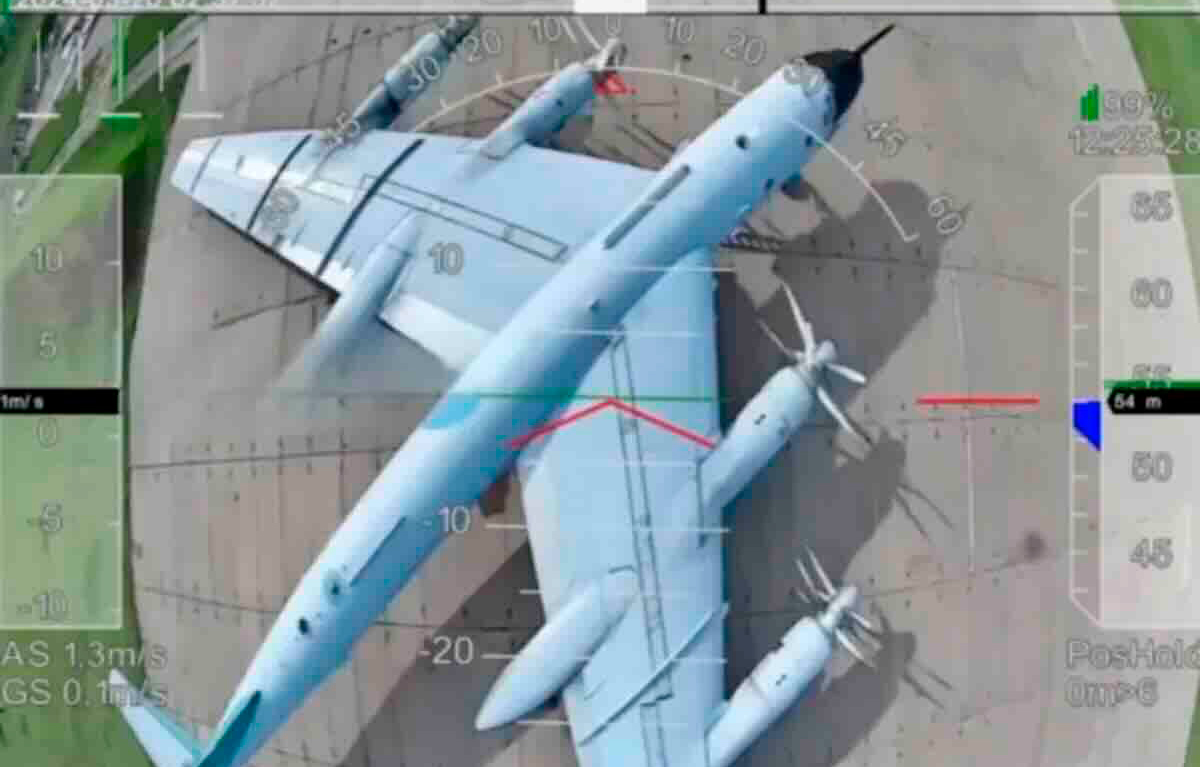 Минобороны заявило об атаке ВСУ на аэродромы в пяти регионах