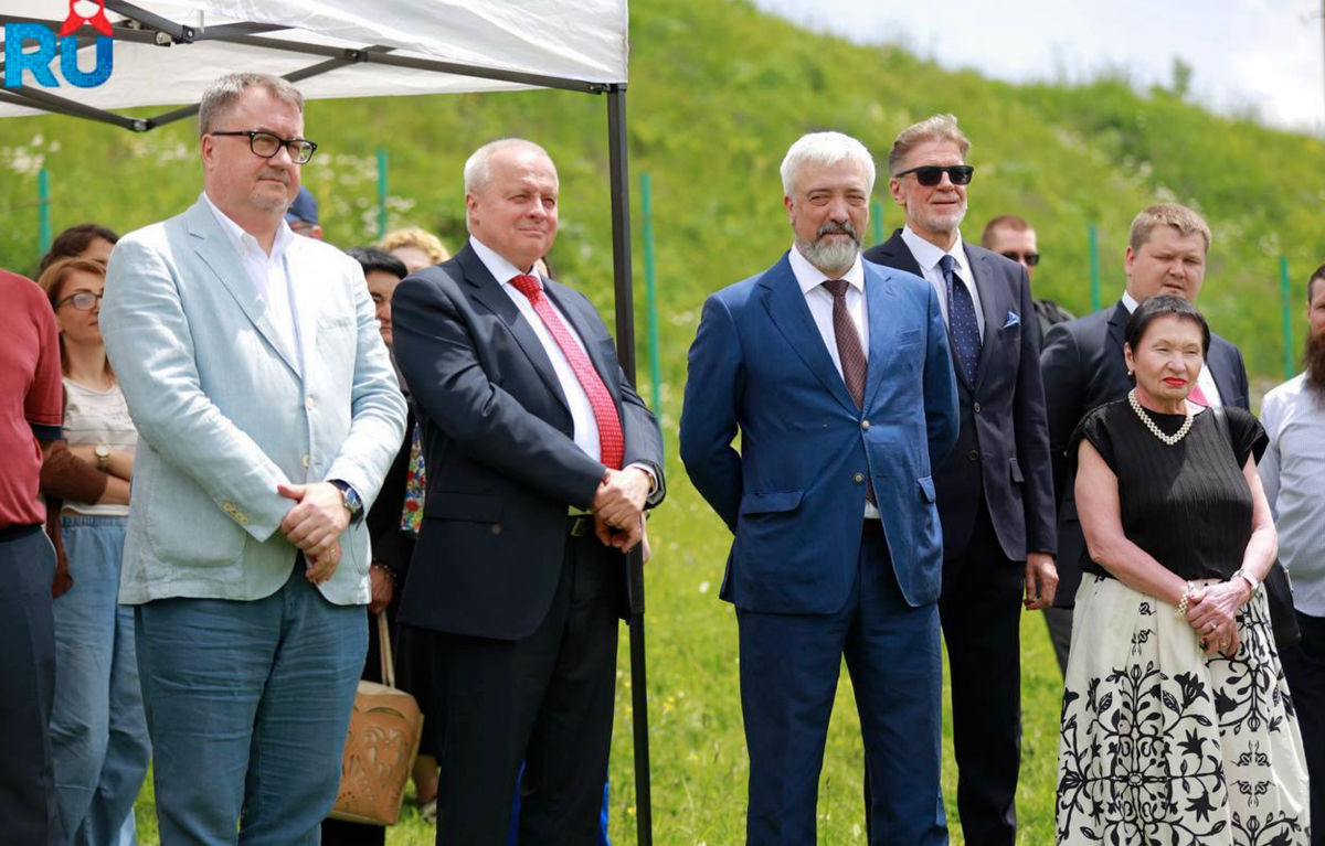 Капсула потомкам заложена в молоканском Фиолетово