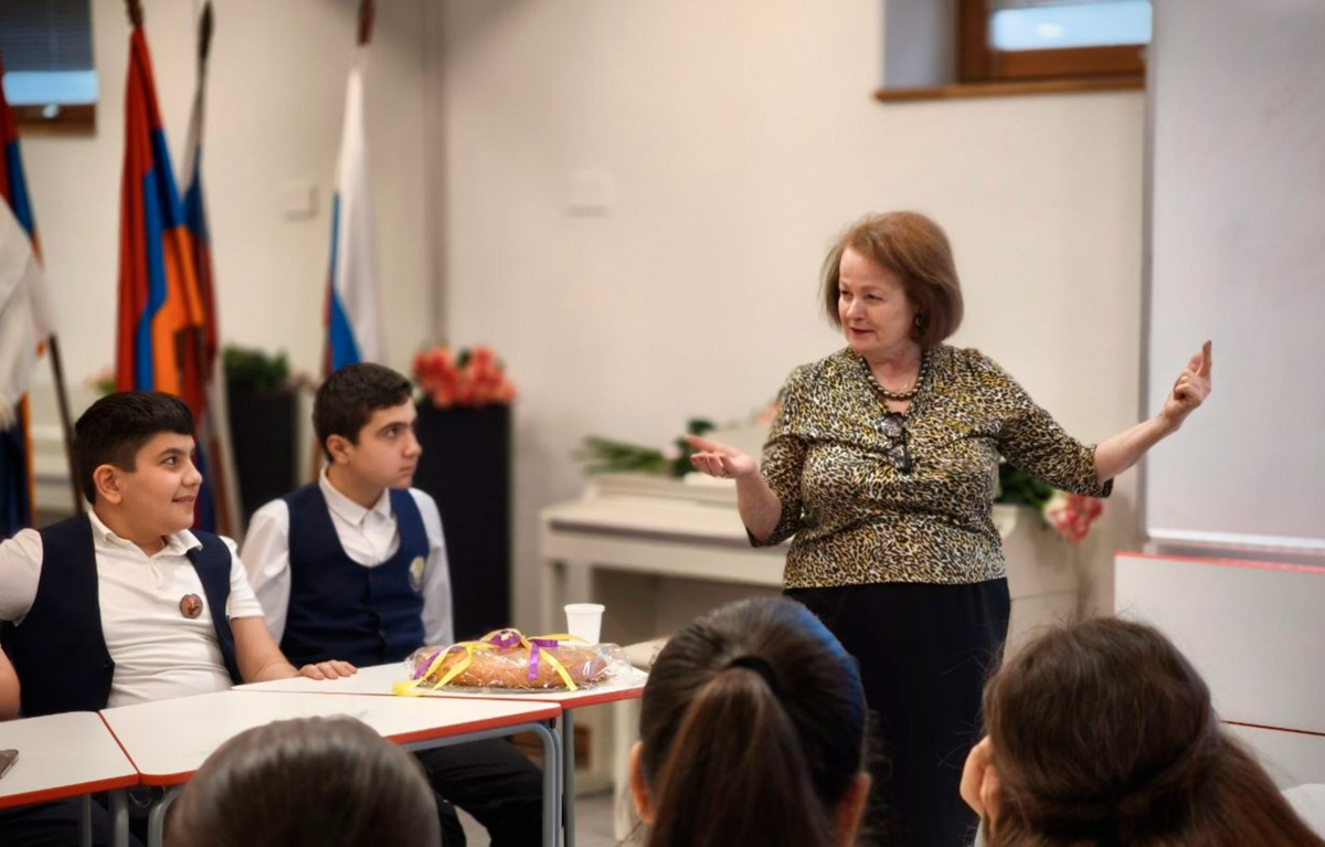 «Мы можем позаимствовать, воспользоваться, использовать»